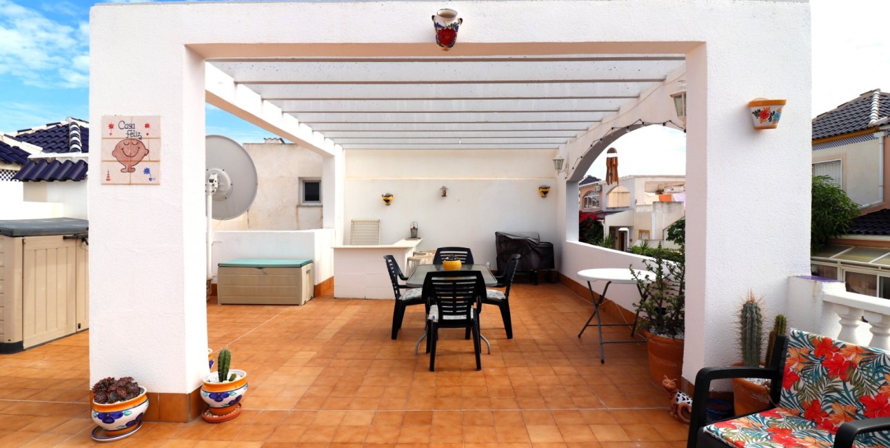 Reventa - Adosado -
Orihuela Costa - Los Balcones