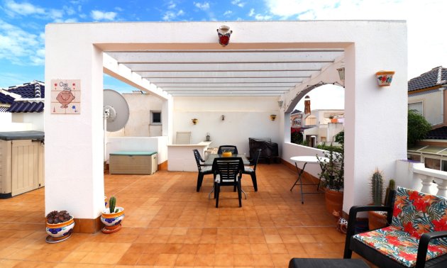 Reventa - Adosado -
Orihuela Costa - Los Balcones