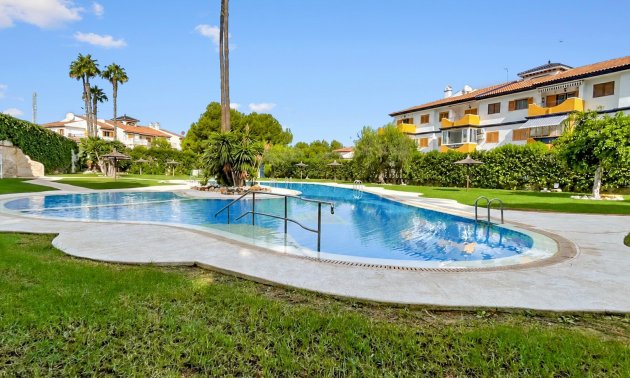 Reventa - Apartamento / piso -
Orihuela Costa - Mil Palmeras