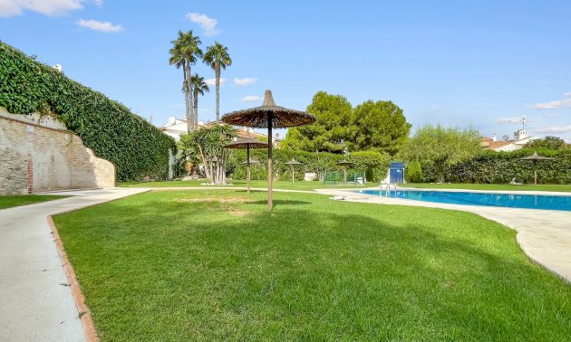 Reventa - Apartamento / piso -
Orihuela Costa - Mil Palmeras