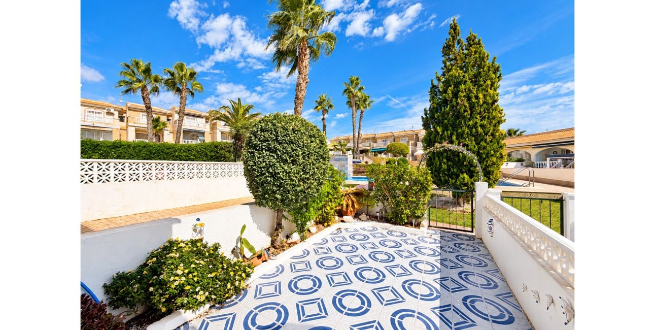 Resale - Townhouse -
Ciudad Quesada - La Fiesta