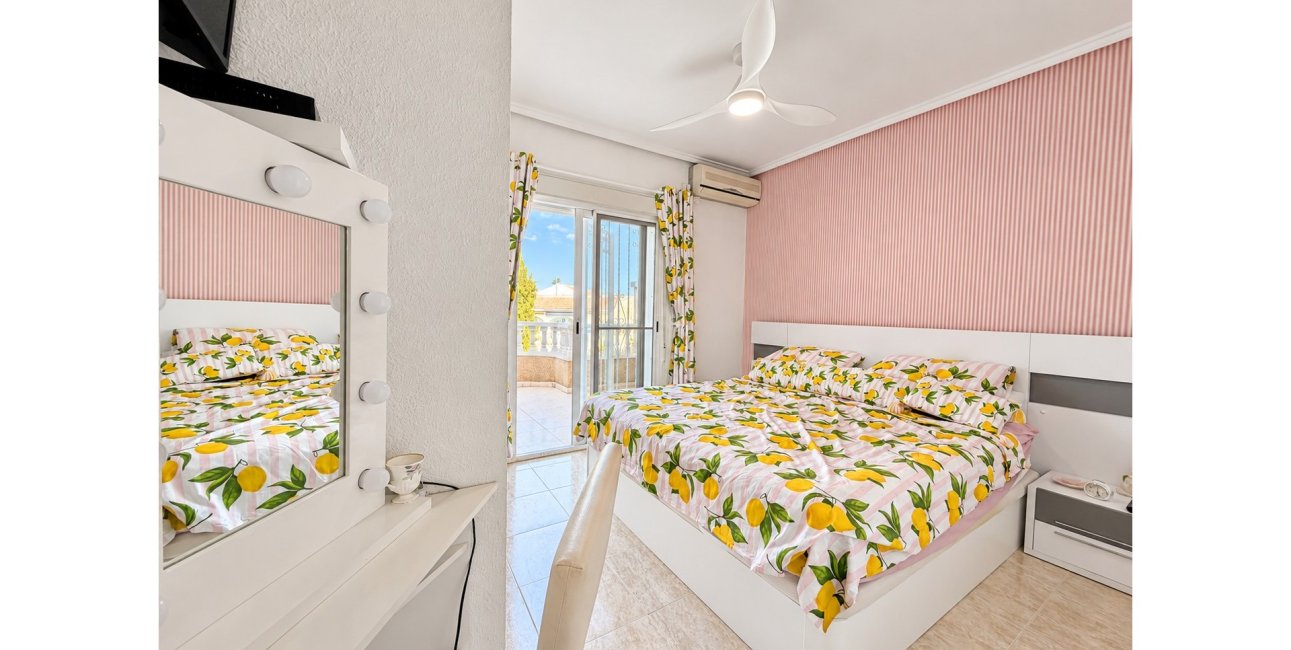 Resale - Townhouse -
Ciudad Quesada - La Fiesta