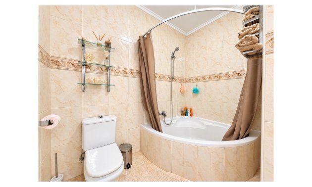 Resale - Townhouse -
Ciudad Quesada - La Fiesta