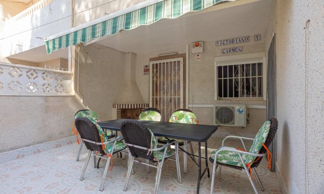 Reventa - Bungalow -
Torrevieja - Playa de los Naufragos