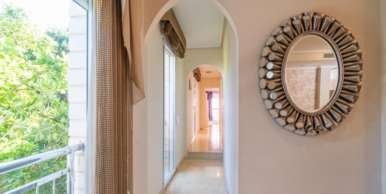 Resale - Villa -
Torrevieja - La Mata