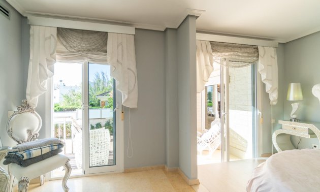 Resale - Villa -
Torrevieja - La Mata