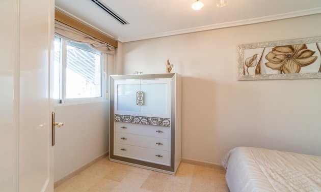 Resale - Villa -
Torrevieja - La Mata