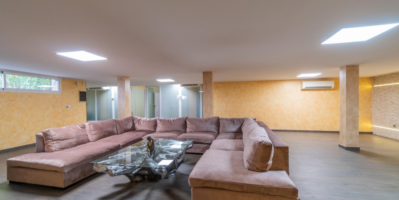 Resale - Villa -
Torrevieja - La Mata