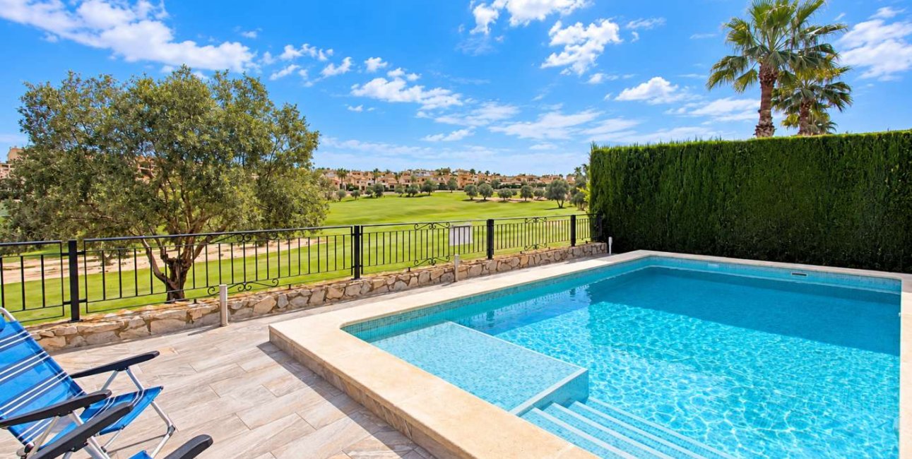 Resale - Villa -
Algorfa - La Finca Golf Resort