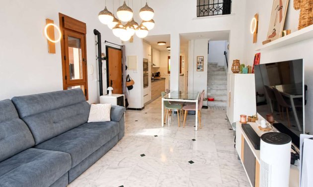Resale - Villa -
Algorfa - La Finca Golf Resort