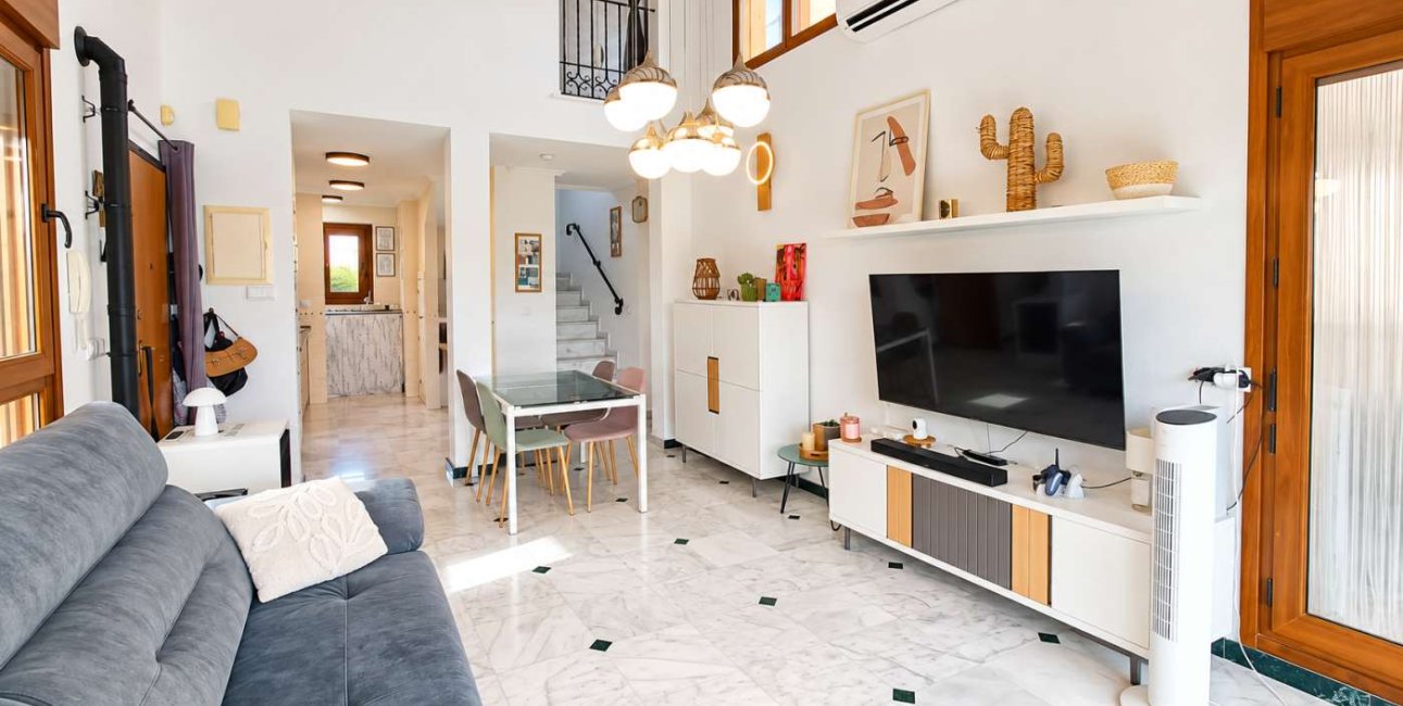 Resale - Villa -
Algorfa - La Finca Golf Resort