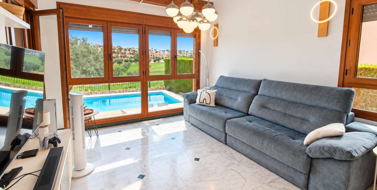Resale - Villa -
Algorfa - La Finca Golf Resort
