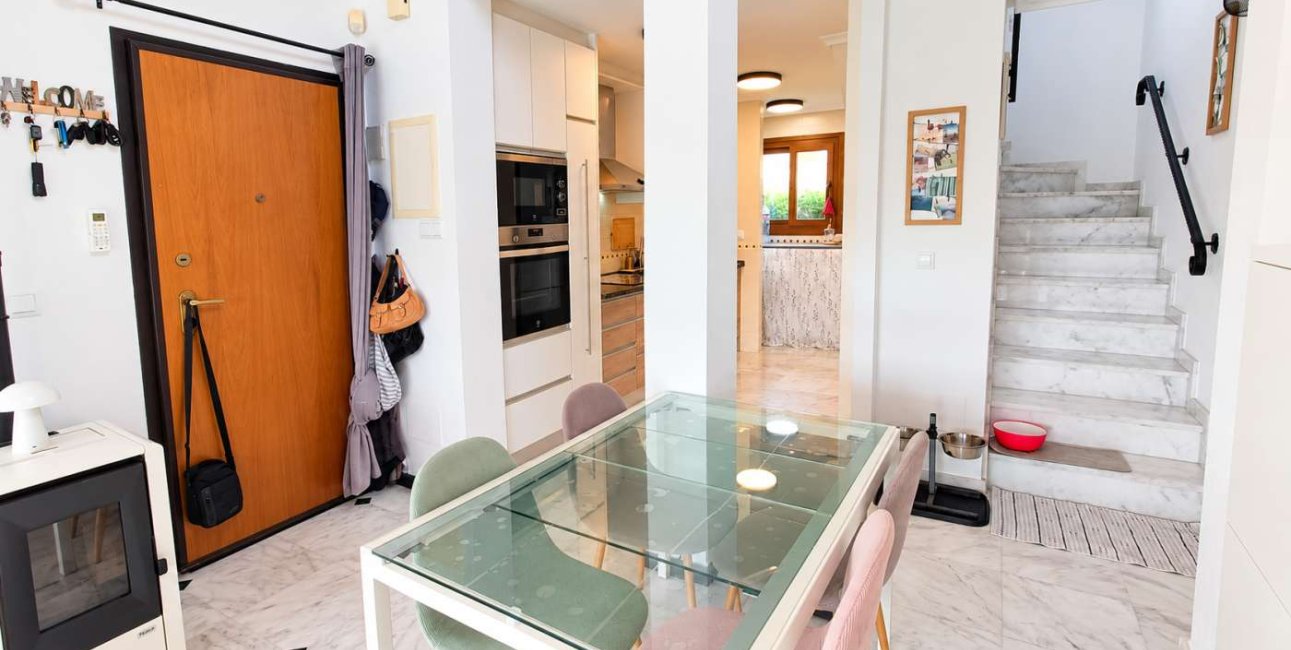 Resale - Villa -
Algorfa - La Finca Golf Resort