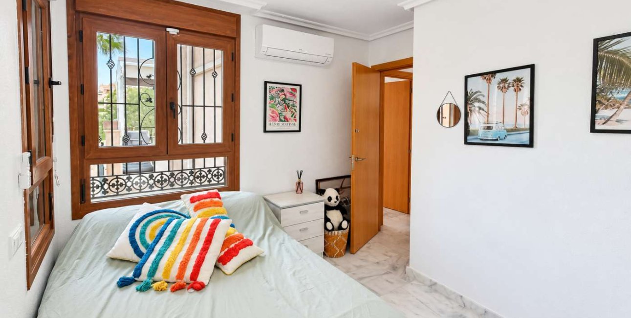 Resale - Villa -
Algorfa - La Finca Golf Resort