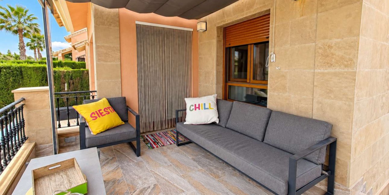 Resale - Villa -
Algorfa - La Finca Golf Resort