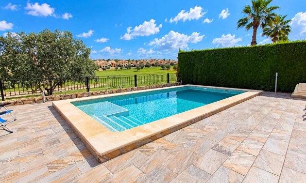 Resale - Villa -
Algorfa - La Finca Golf Resort