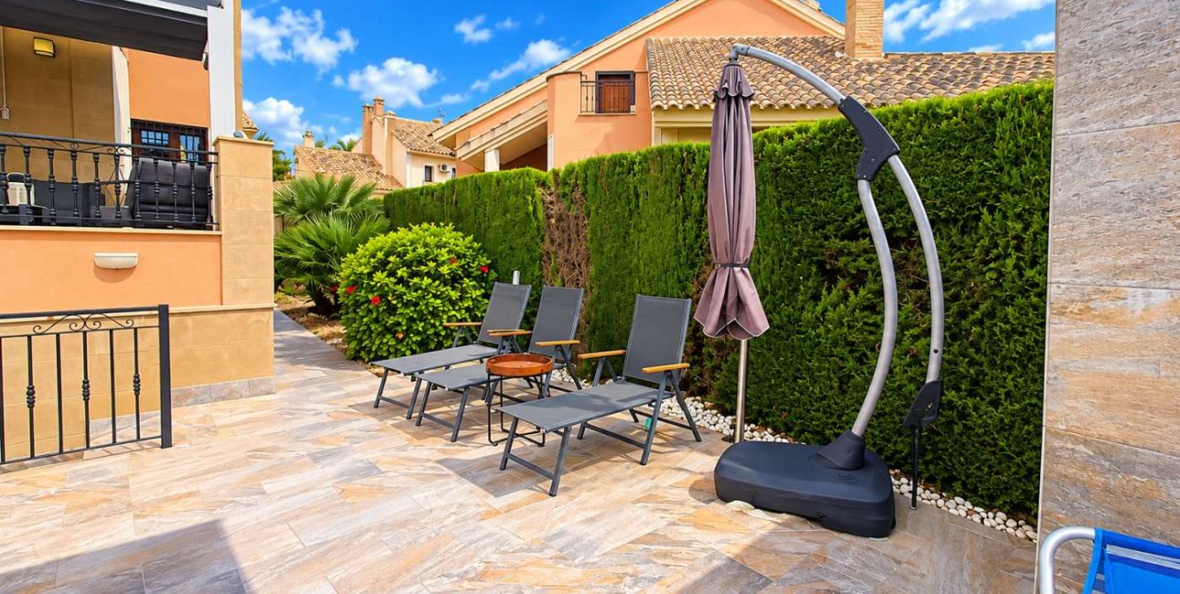 Resale - Villa -
Algorfa - La Finca Golf Resort
