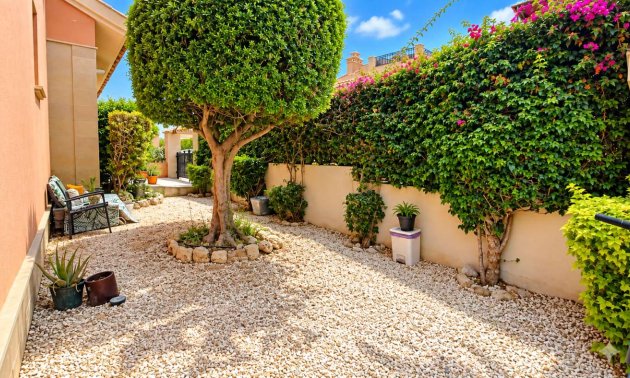 Resale - Villa -
Algorfa - La Finca Golf Resort