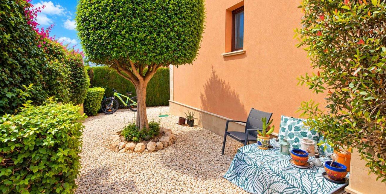 Resale - Villa -
Algorfa - La Finca Golf Resort