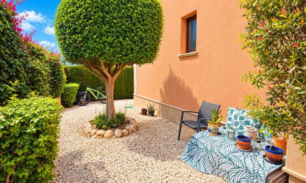 Resale - Villa -
Algorfa - La Finca Golf Resort