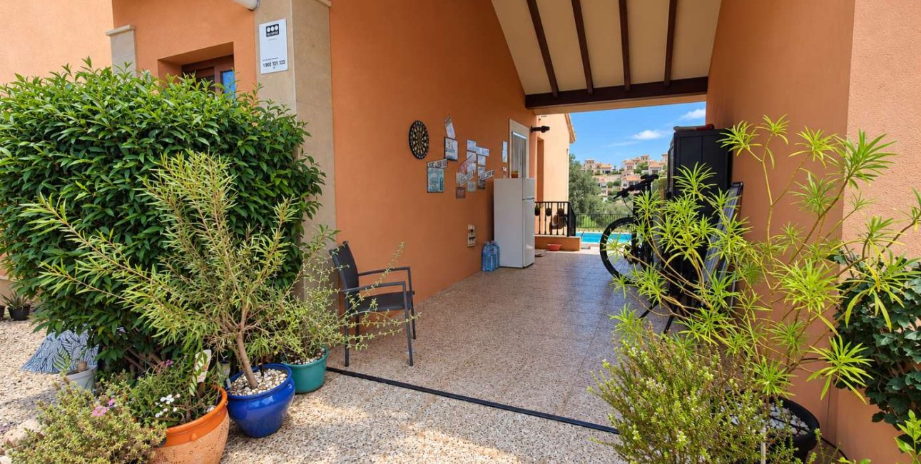 Resale - Villa -
Algorfa - La Finca Golf Resort
