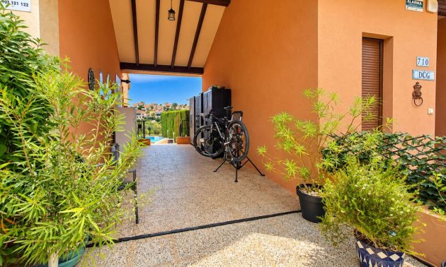 Resale - Villa -
Algorfa - La Finca Golf Resort