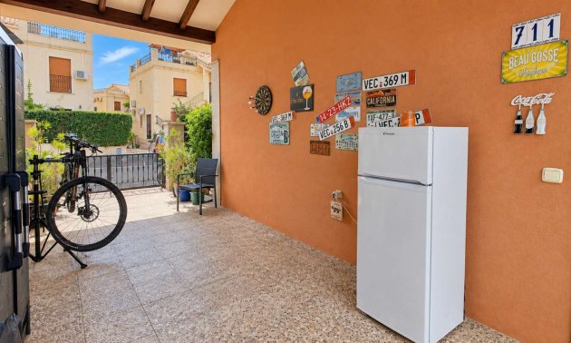 Resale - Villa -
Algorfa - La Finca Golf Resort