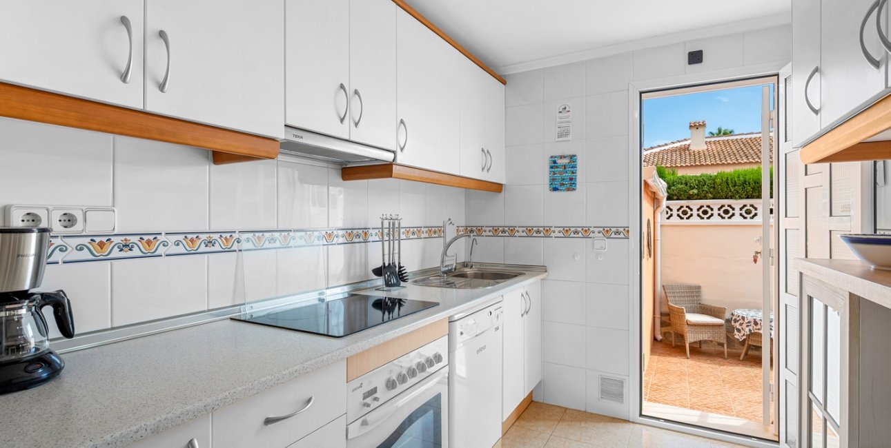 Resale - Townhouse -
Ciudad Quesada - Doña Pepa