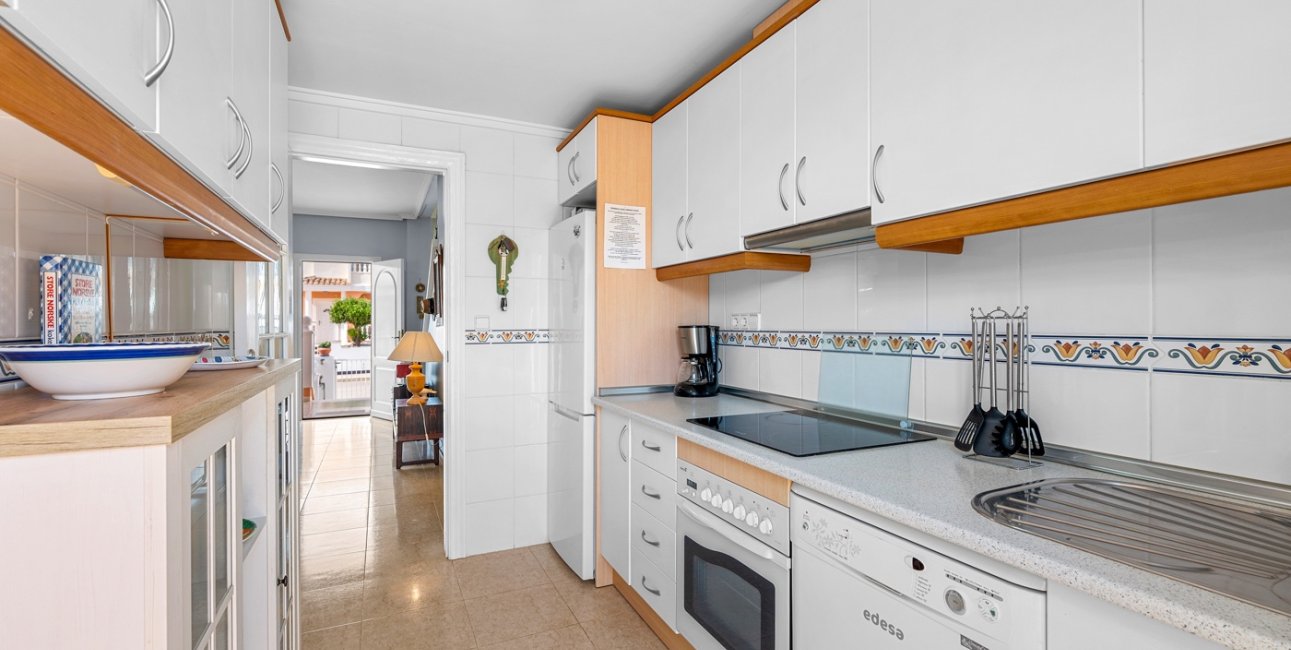 Resale - Townhouse -
Ciudad Quesada - Doña Pepa