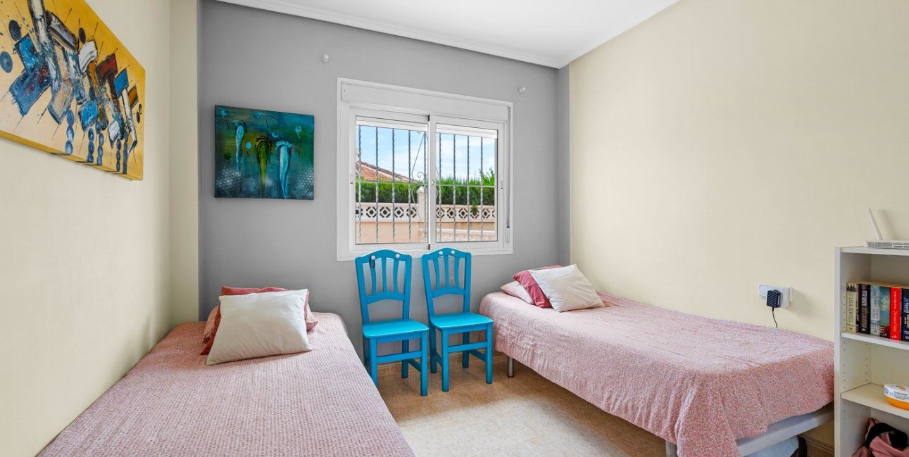 Resale - Townhouse -
Ciudad Quesada - Doña Pepa