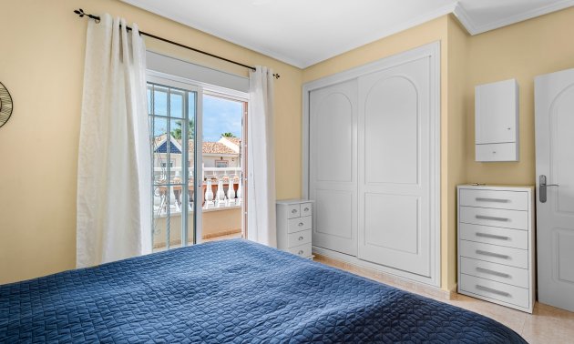 Resale - Townhouse -
Ciudad Quesada - Doña Pepa