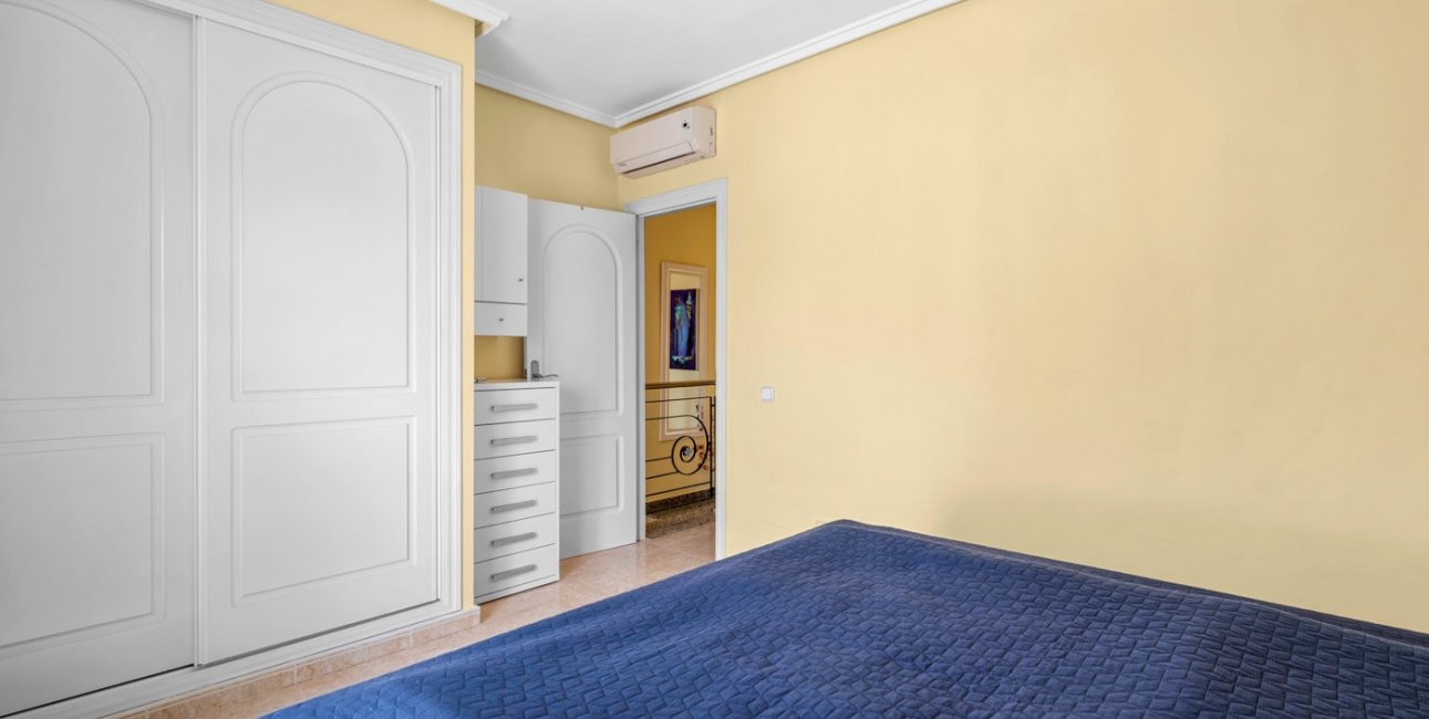 Resale - Townhouse -
Ciudad Quesada - Doña Pepa
