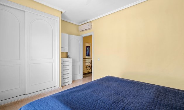 Resale - Townhouse -
Ciudad Quesada - Doña Pepa