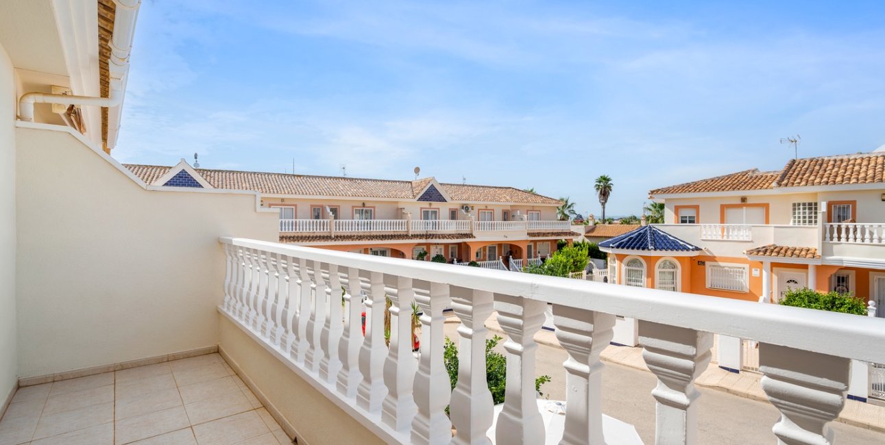 Resale - Townhouse -
Ciudad Quesada - Doña Pepa