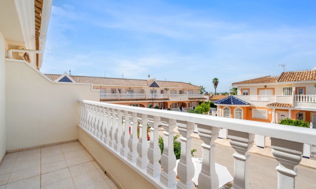 Resale - Townhouse -
Ciudad Quesada - Doña Pepa