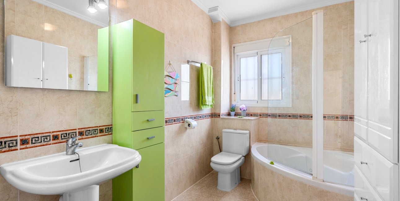 Resale - Townhouse -
Ciudad Quesada - Doña Pepa