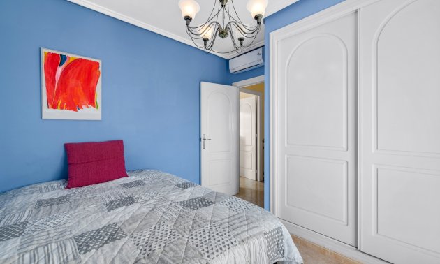 Resale - Townhouse -
Ciudad Quesada - Doña Pepa