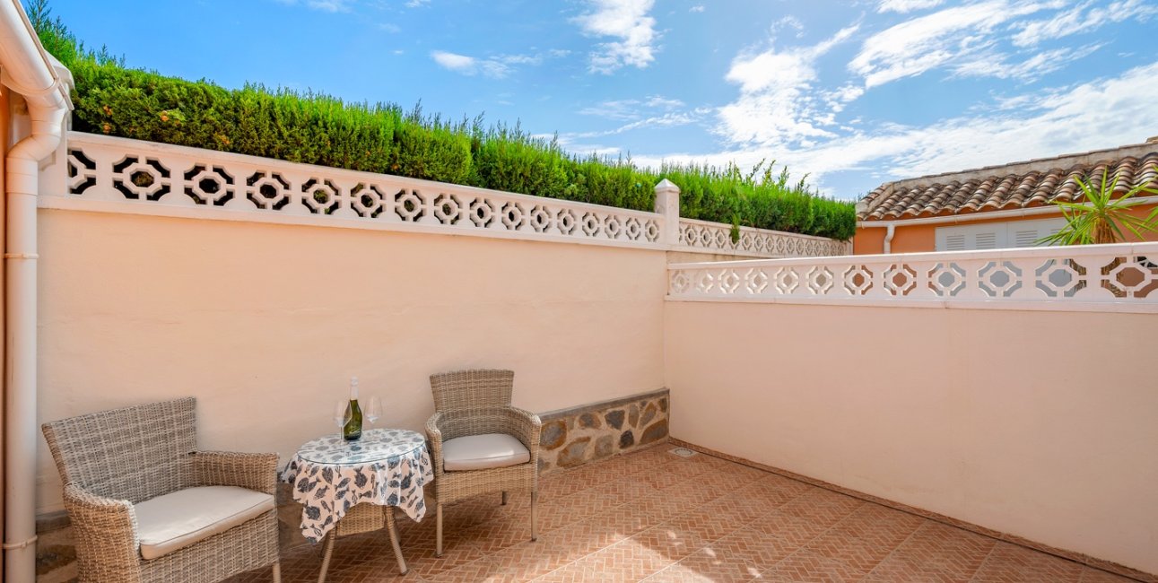Resale - Townhouse -
Ciudad Quesada - Doña Pepa