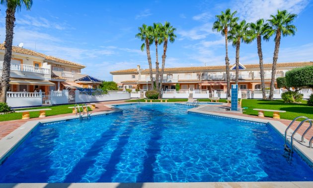 Resale - Townhouse -
Ciudad Quesada - Doña Pepa