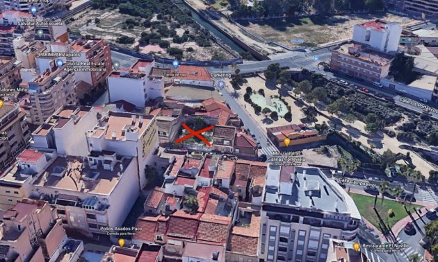 Rynek wtórny - Działka / Grunt -
Torrevieja - Acequion