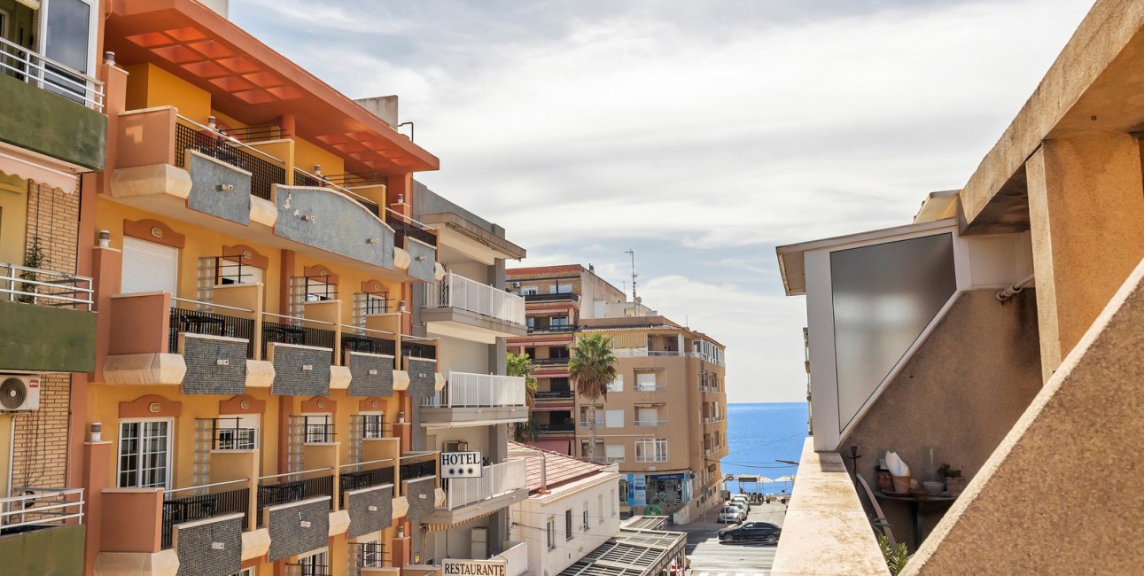 Rynek wtórny - Mieszkanie  -
Torrevieja - Playa Los Naufragos