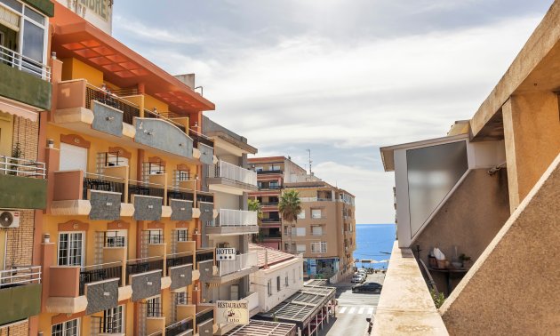 Rynek wtórny - Mieszkanie  -
Torrevieja - Playa Los Naufragos