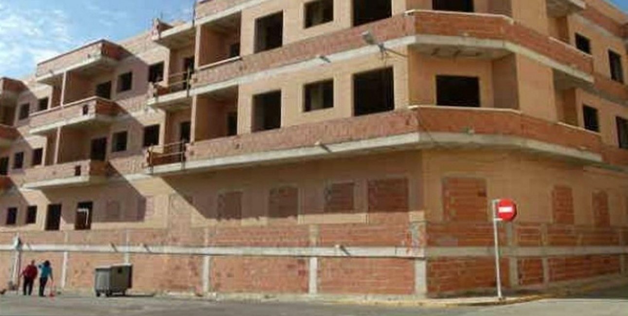 Resale - Edificio -
Los Montesinos - Centro