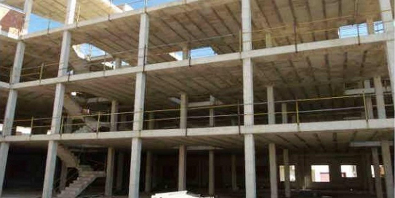 Resale - Edificio -
Los Montesinos - Centro