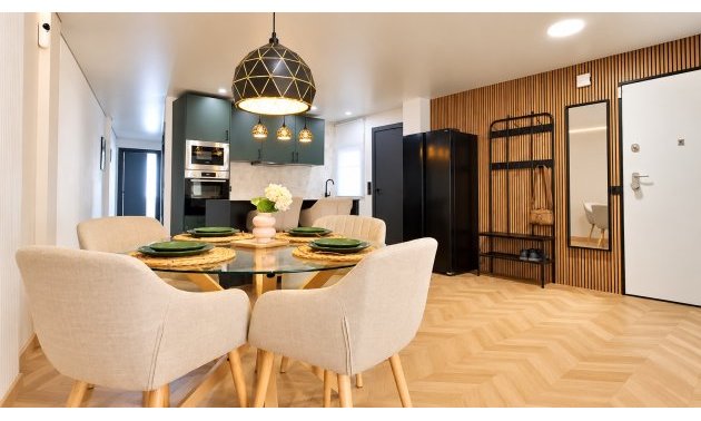 Resale - Apartment / Duplex -
Torrevieja - Playa del Cura