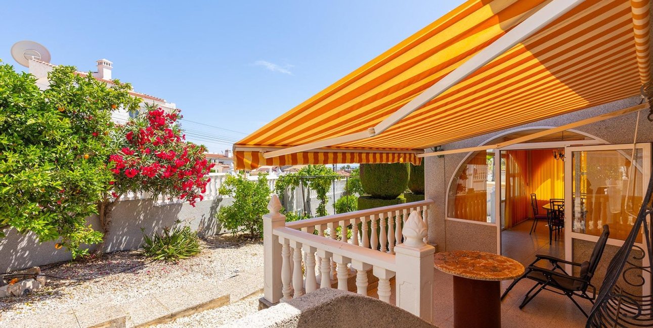 Resale - Villa -
Rojales - Centro de la Ciudad Quesada