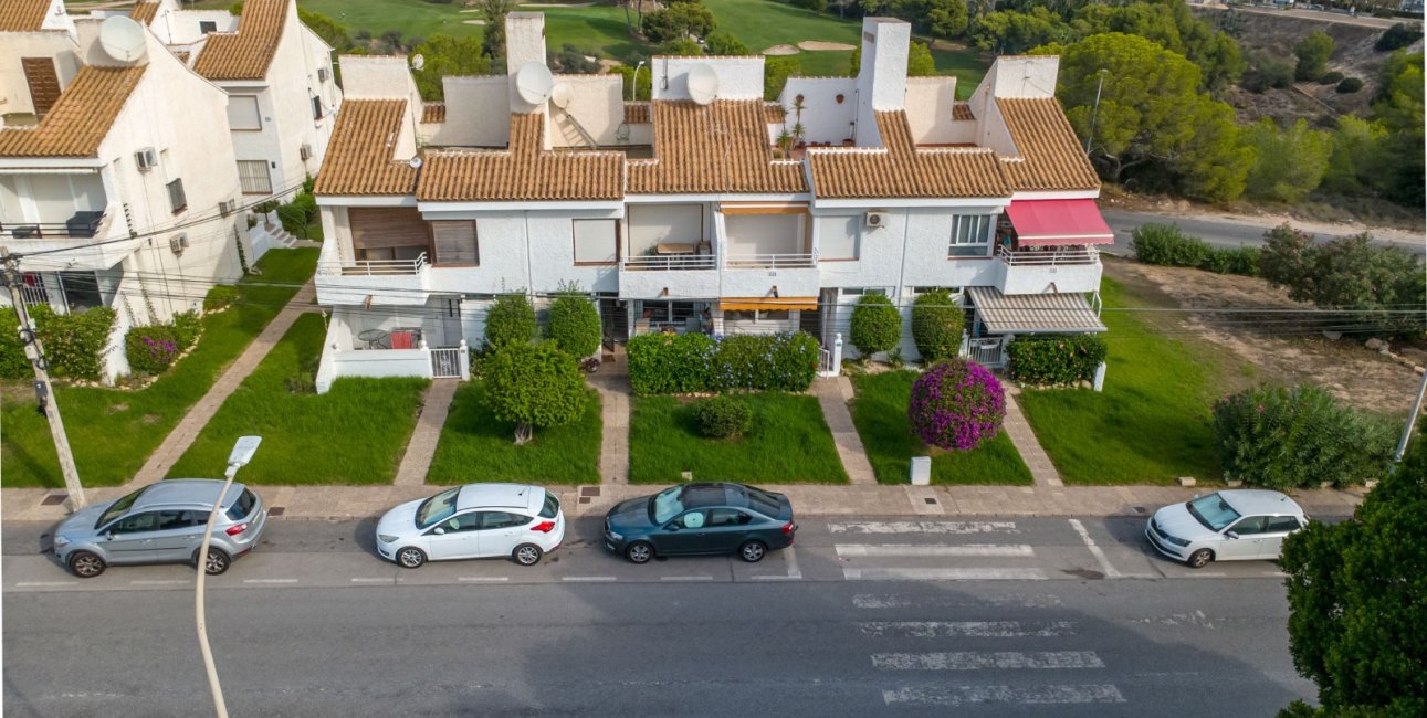 Resale - Apartment / flat -
Orihuela Costa - Villamartin