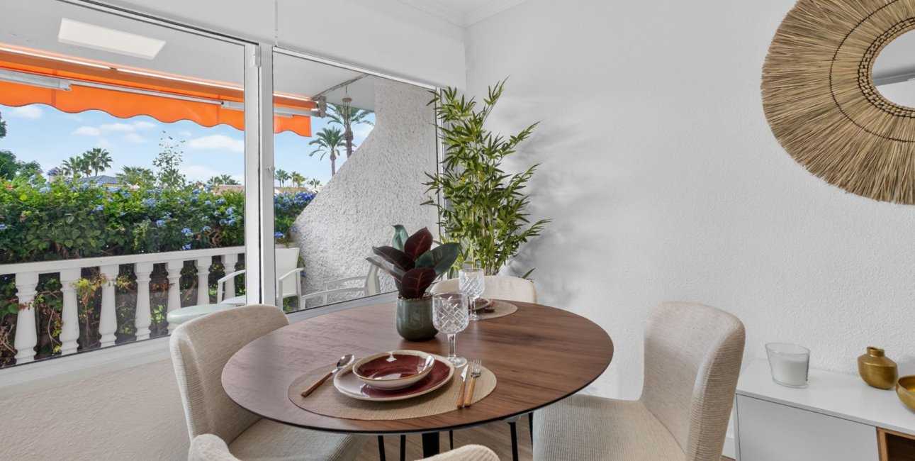 Resale - Apartment / flat -
Orihuela Costa - Villamartin
