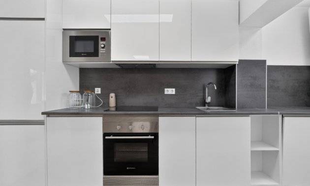 Resale - Apartment / flat -
Orihuela Costa - Villamartin