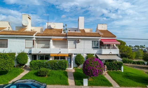 Resale - Apartment / flat -
Orihuela Costa - Villamartin